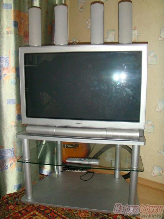 Широкоформатный 32" телевизор TOSHIBA 32ZP48